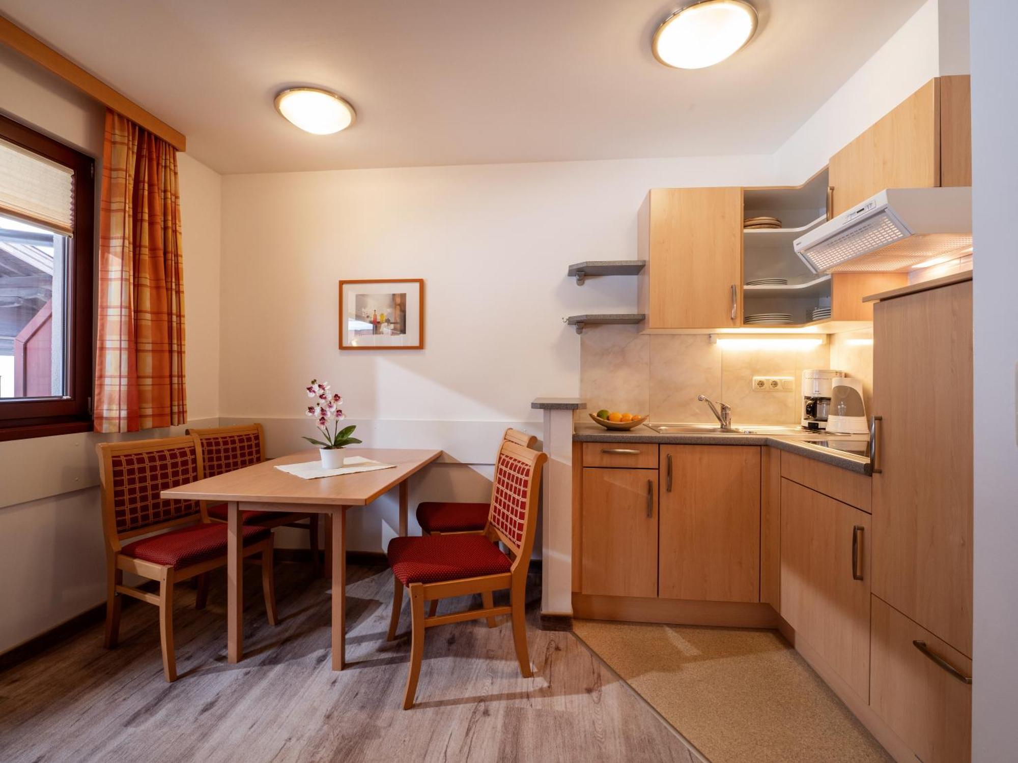 Apartment Appartements Holiday *